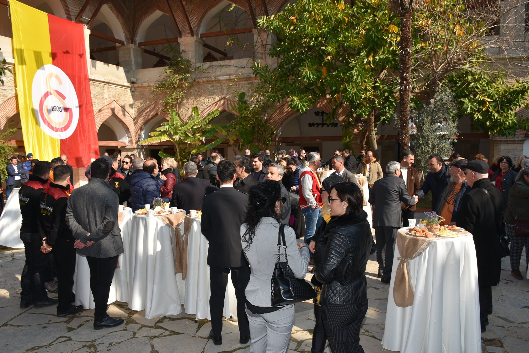 1988846965-Kusadasiyardim-Bremen-10